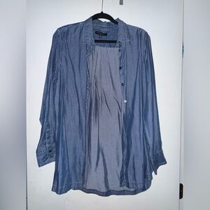 Banana Republic Casual Blue Button Down Shirt